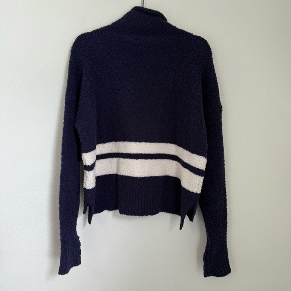 UGG Blue w White Stripes Soft Plush Mock Neck Sweater Size M - Picture 3 of 8